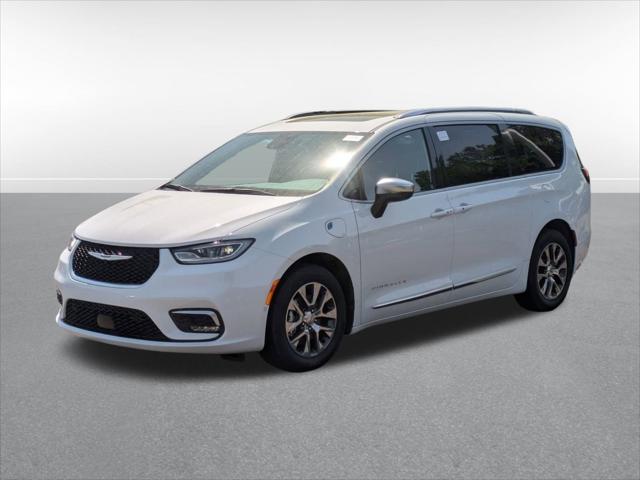 2025 Chrysler Pacifica Hybrid PACIFICA PLUG-IN HYBRID PINNACLE
