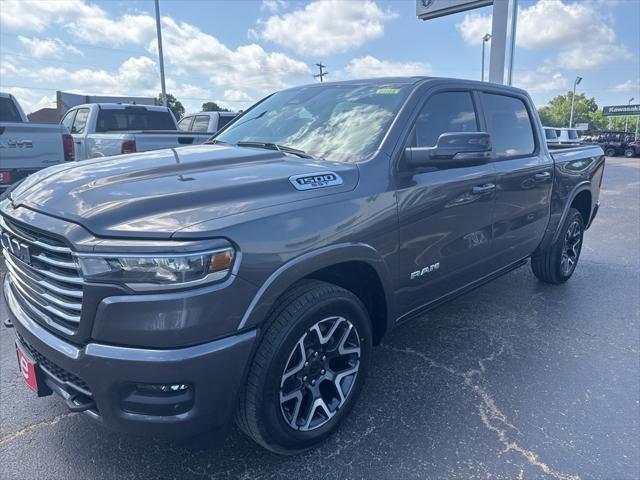 2025 RAM Ram 1500 RAM 1500 LARAMIE CREW CAB 4X2 57 BOX