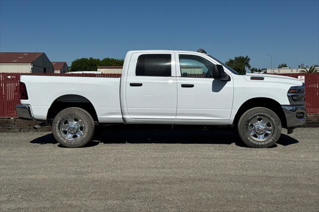 2025 RAM Ram 3500 RAM 3500 TRADESMAN CREW CAB 4X4 64 BOX