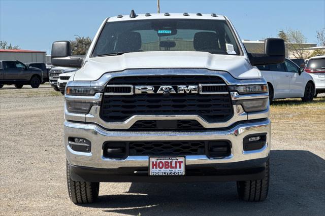 2025 RAM Ram 3500 RAM 3500 TRADESMAN CREW CAB 4X4 64 BOX