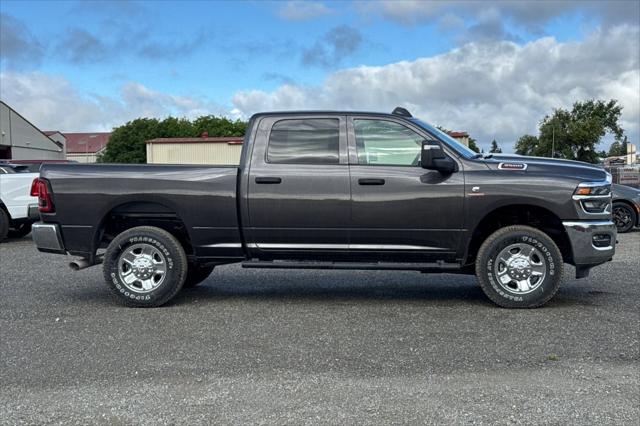 2025 RAM Ram 3500 RAM 3500 TRADESMAN CREW CAB 4X4 64 BOX