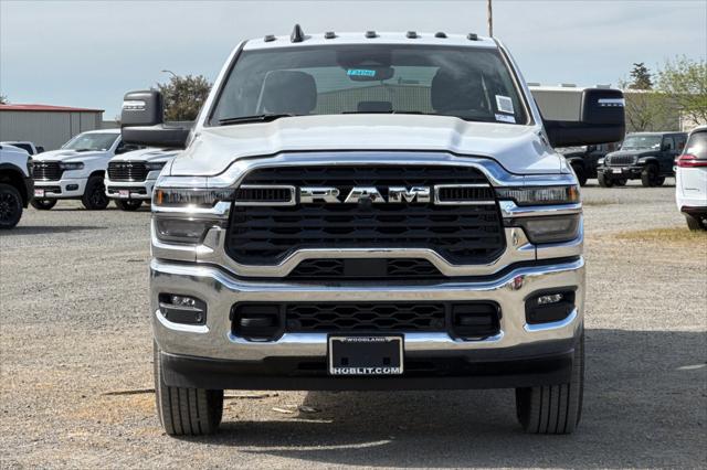 2025 RAM Ram 3500 RAM 3500 BIG HORN CREW CAB 4X4 8 BOX