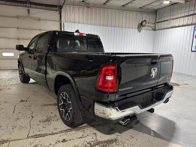 2025 RAM Ram 1500 RAM 1500 LARAMIE CREW CAB 4X4 64 BOX