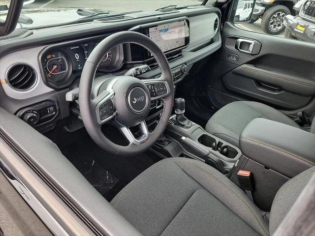 2025 Jeep Wrangler 4-Door Sahara 4x4