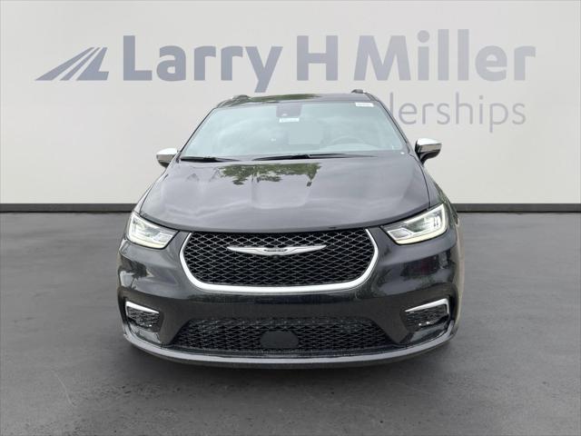 2025 Chrysler Pacifica Hybrid PACIFICA PLUG-IN HYBRID PINNACLE