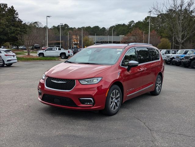 2025 Chrysler Pacifica Hybrid PACIFICA PLUG-IN HYBRID PINNACLE