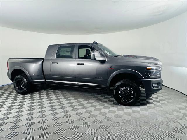 2025 RAM Ram 3500 RAM 3500 LIMITED MEGA CAB 4X4 64 BOX