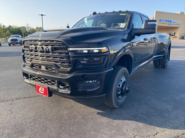 2025 RAM Ram 3500 RAM 3500 LIMITED CREW CAB 4X4 8 BOX