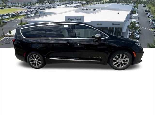 2025 Chrysler Pacifica Hybrid PACIFICA PLUG-IN HYBRID PINNACLE