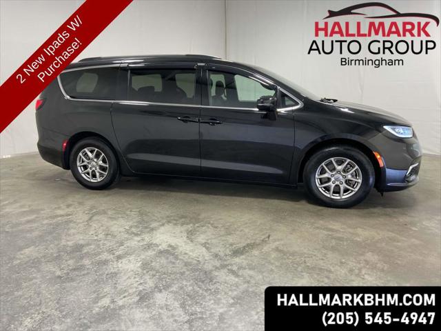 2022 Chrysler Pacifica Touring