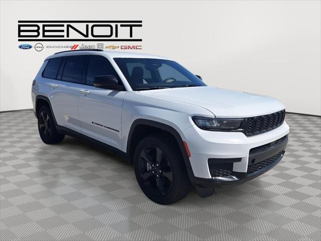 2023 Jeep Grand Cherokee L Altitude 4x4