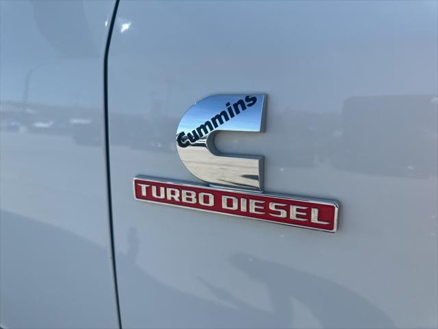 2021 RAM 3500 Limited Mega Cab 4x4 64 Box