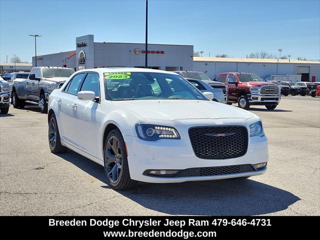 2023 Chrysler 300 300S