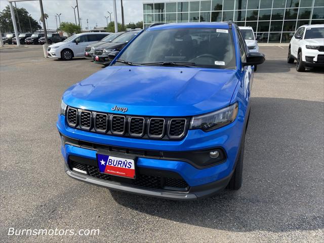 2025 Jeep Compass COMPASS LATITUDE 4X4