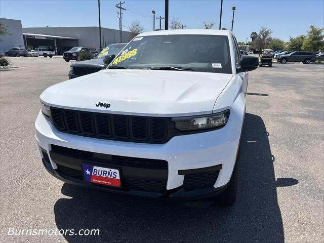 2025 Jeep Grand Cherokee GRAND CHEROKEE L ALTITUDE 4X2