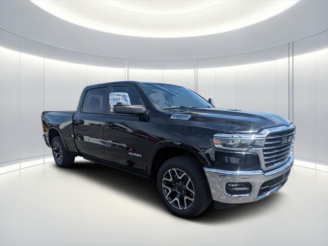 2025 RAM Ram 1500 RAM 1500 LARAMIE CREW CAB 4X4 64 BOX