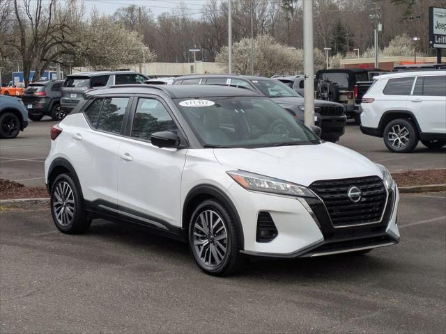 2021 Nissan Kicks SR Xtronic CVT