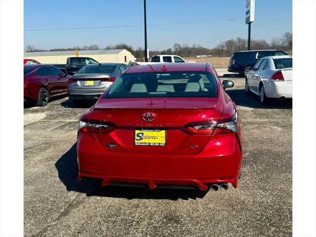 2022 Toyota Camry SE