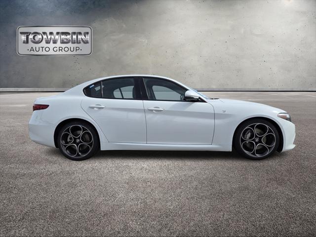 2022 Alfa Romeo Giulia Ti RWD