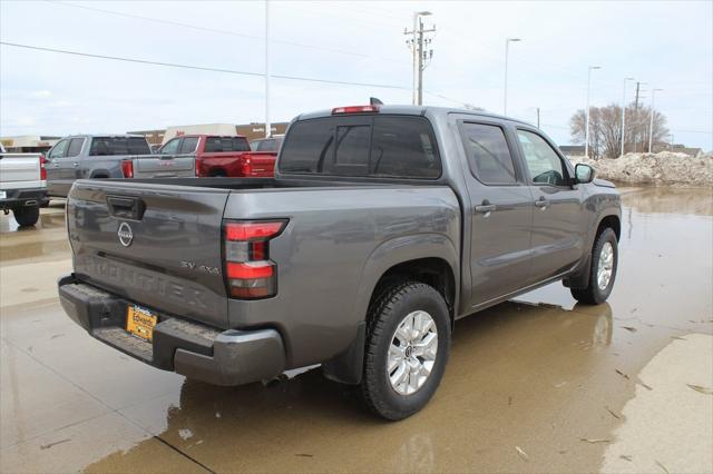 2022 Nissan Frontier Crew Cab SV 4x4