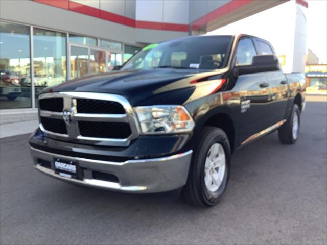 2023 RAM 1500 Classic SLT Crew Cab 4x4 57 Box
