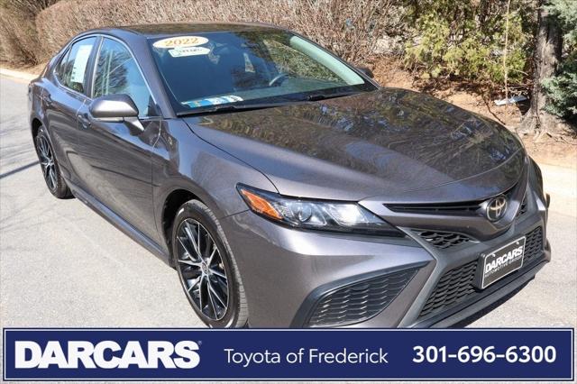 2022 Toyota Camry SE