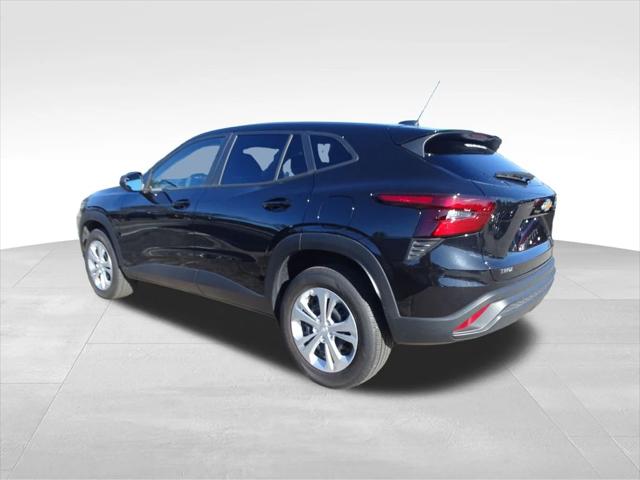 2025 Chevrolet Trax FWD LS