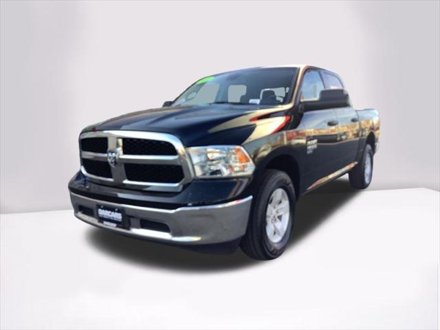 2023 RAM 1500 Classic SLT Crew Cab 4x4 57 Box