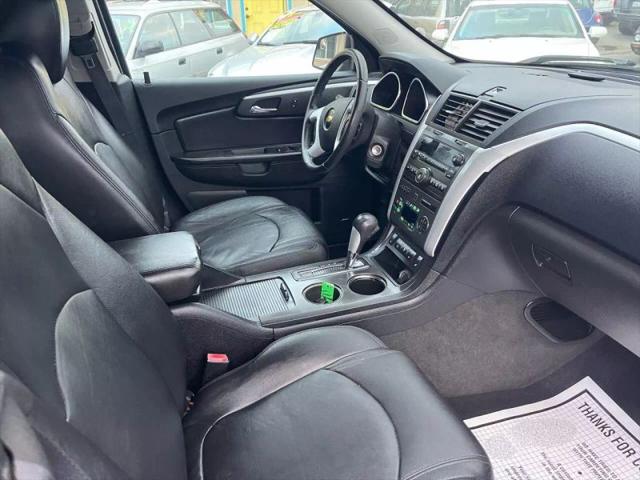 2011 Chevrolet Traverse 2LT