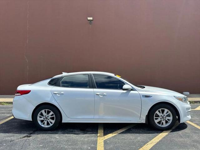 2017 Kia Optima LX