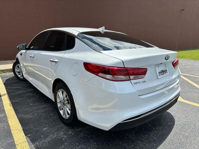 2017 Kia Optima LX