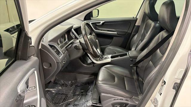 2016 Volvo XC60 T5 Platinum