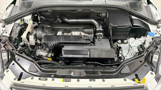 2016 Volvo XC60 T5 Platinum