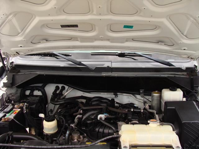 2018 Nissan 2500 S V8