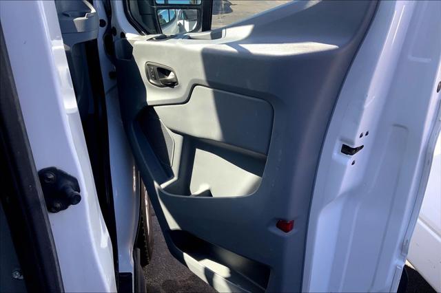 2015 Ford Transit Unknown