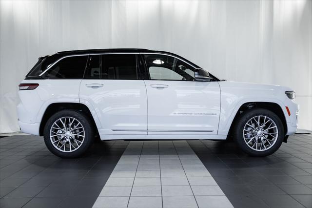 2025 Jeep Grand Cherokee GRAND CHEROKEE SUMMIT 4X4