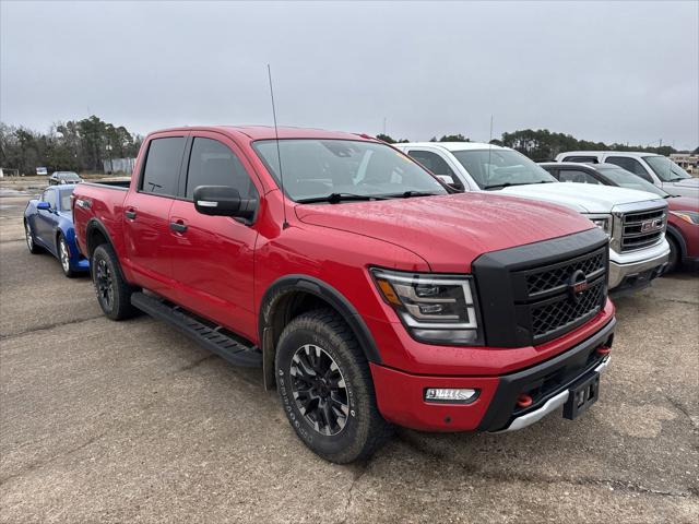 2021 Nissan TITAN Crew Cab PRO-4X 4x4