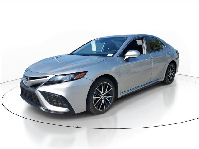 2022 Toyota Camry SE AWD