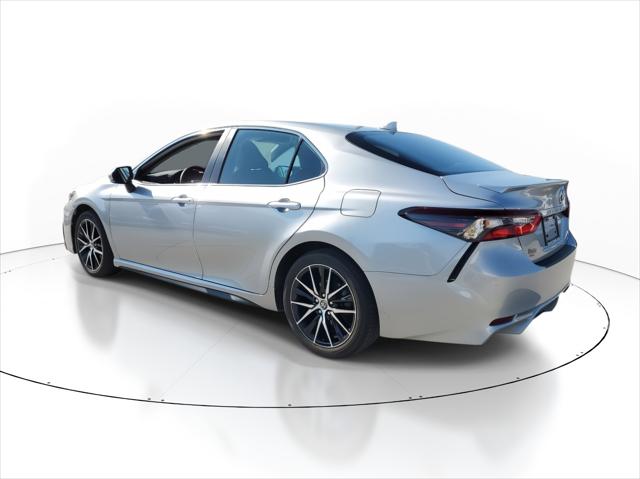 2022 Toyota Camry SE AWD