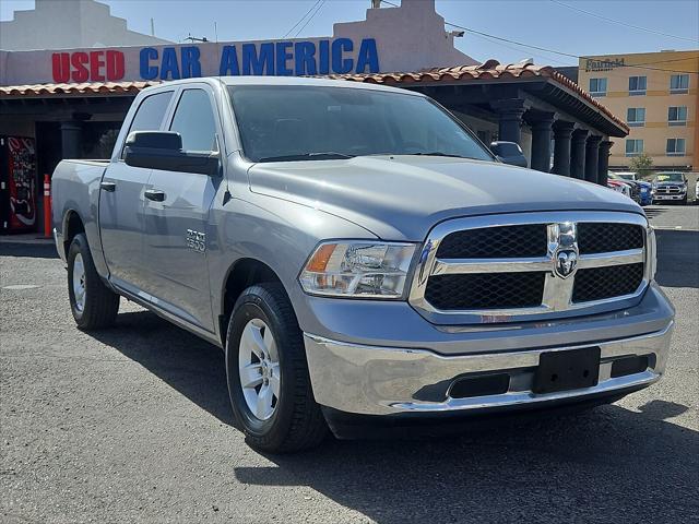 2022 RAM 1500 Classic SLT Crew Cab 4x2 57 Box