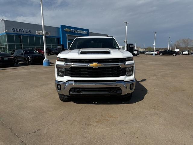 2024 Chevrolet Silverado 2500HD 4WD Crew Cab Standard Bed LT
