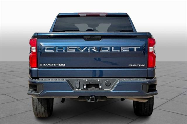 2021 Chevrolet Silverado 1500 2WD Crew Cab Short Bed Custom