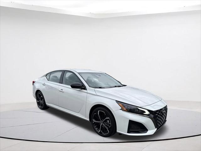 2024 Nissan Altima SR FWD