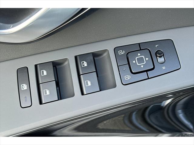 2025 Kia Niro Plug-In Hybrid EX