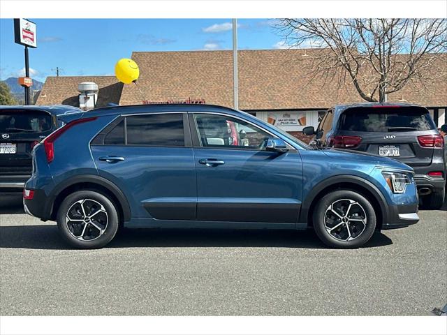2025 Kia Niro Plug-In Hybrid EX