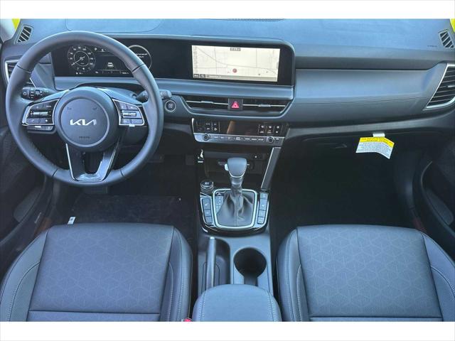 2025 Kia Seltos EX