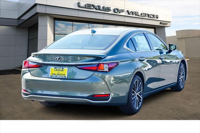 2025 Lexus ES 300h FWD