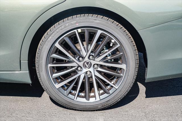 2025 Lexus ES 300h FWD