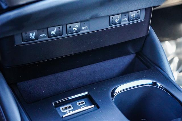 2025 Lexus ES 300h FWD