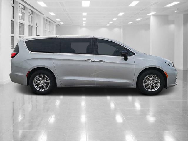 2025 Chrysler Pacifica PACIFICA SELECT